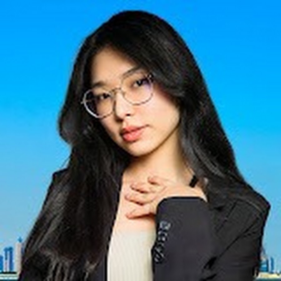 Lara Trader | Expert Trading Signals logo